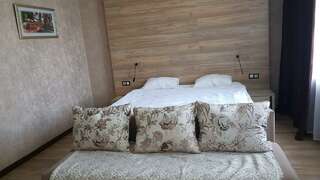 Гостевой дом Постоялый двор Уссурийск Номер стандарт семейный-4